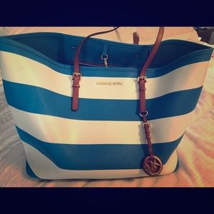 BRAND NEW Michael Kors Large Tote Bag